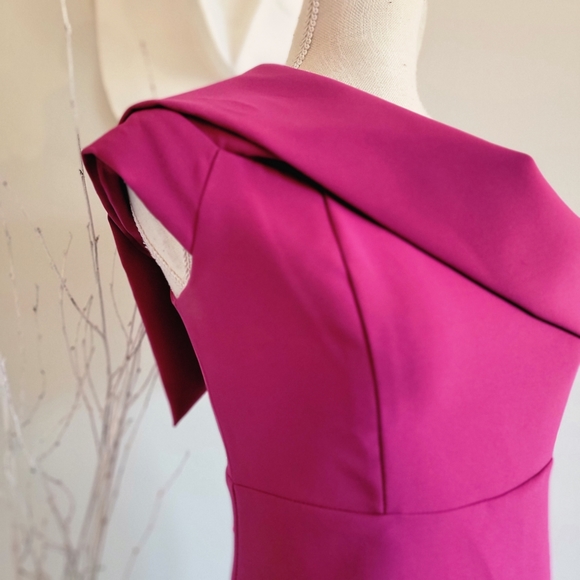 Rubber Ducky Off Shoulder Magenta Dress - Picture 6 of 7